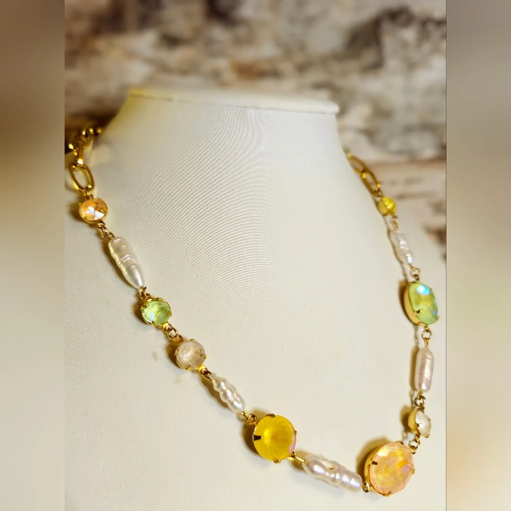 Mango Mint Crystal And Pearls In Classic Rae Gold Plated Necklace